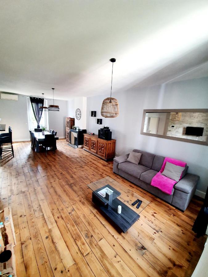 Appartement Spacieux, Wifi ,Cafe A Volonte Blaye-Les-Mines Exterior foto